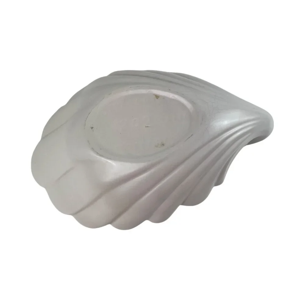 West Coast Pottery 202 California Shell Shaped White Turquoise Ceramic Bowl - Picture 7 of 13